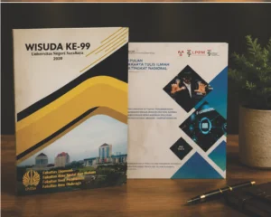 cetak buku wisuda
