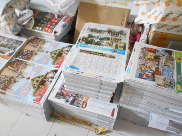 cetak kalender art carton 210 - Gambar 3